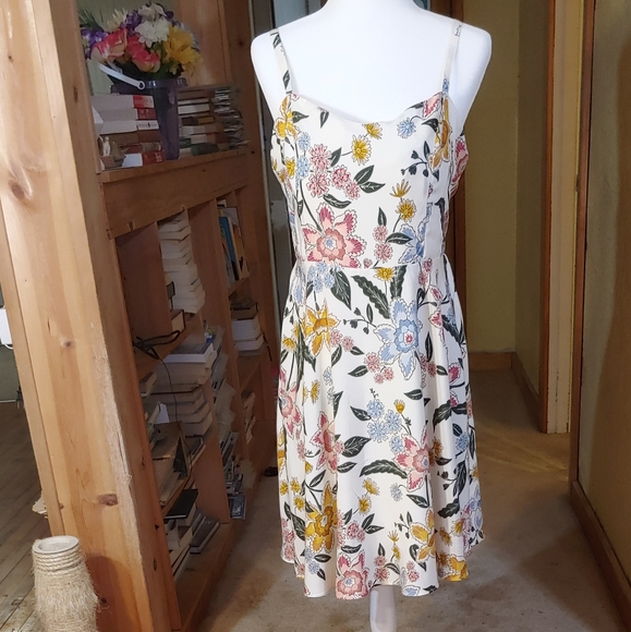 Old Navy Dresses & Skirts - Old Navy. Above the Knee. Swing. Dress. "Cami."